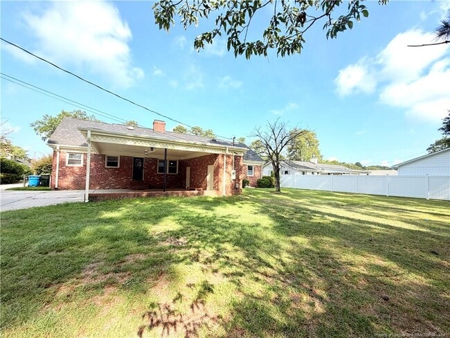 Building Photo - 514 N Ballance St