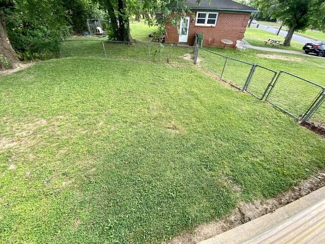 Building Photo - 3704 Timbercrest Dr NW