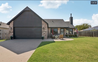 Building Photo - 8708 N 124th East Ave