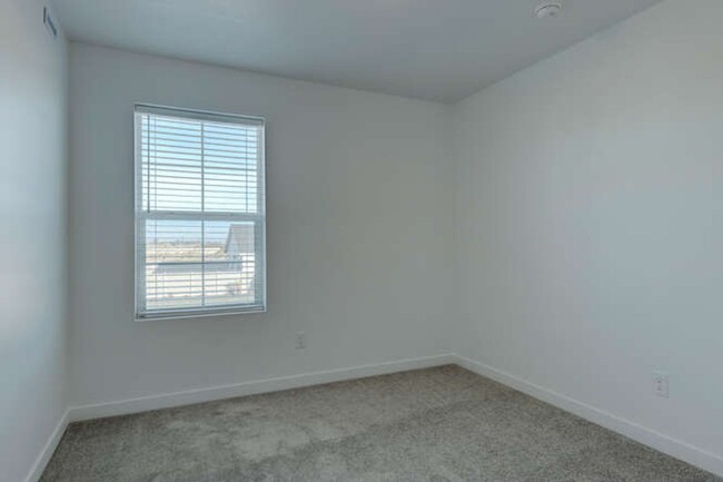 Building Photo - Spacious 4 Bedroom- New Construction