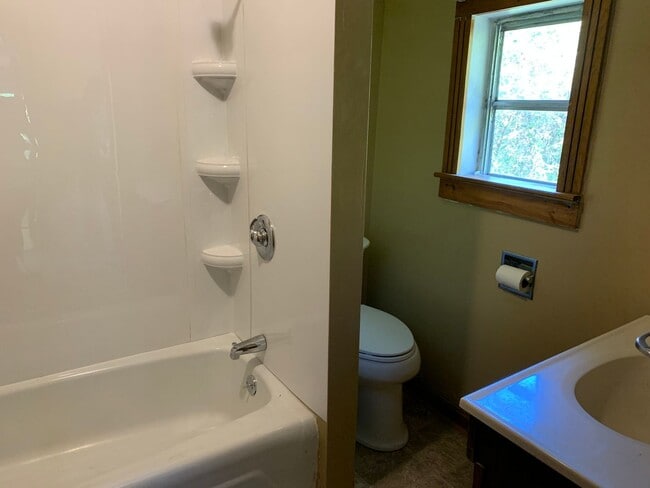 Building Photo - One Level Home in Concord