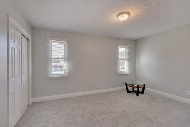 Building Photo - 832 Tibet Ave