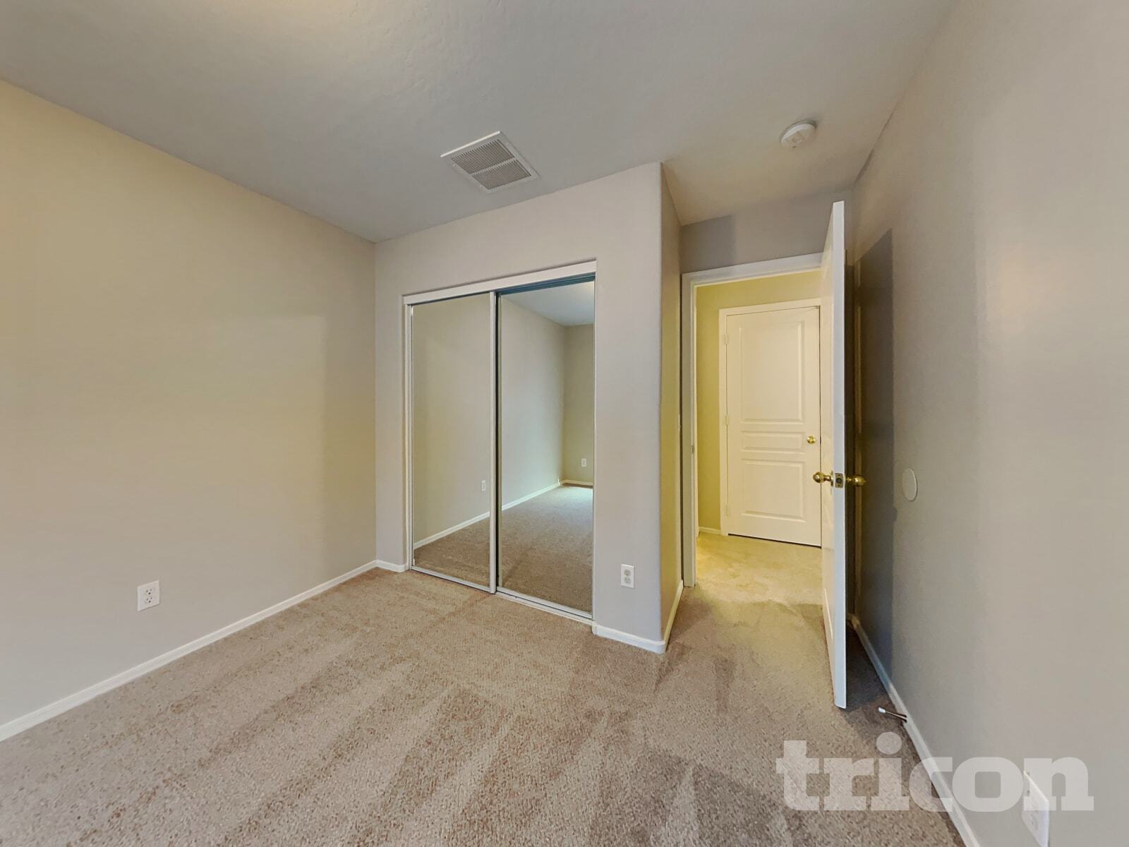 Building Photo - 2522 S 114th Ln