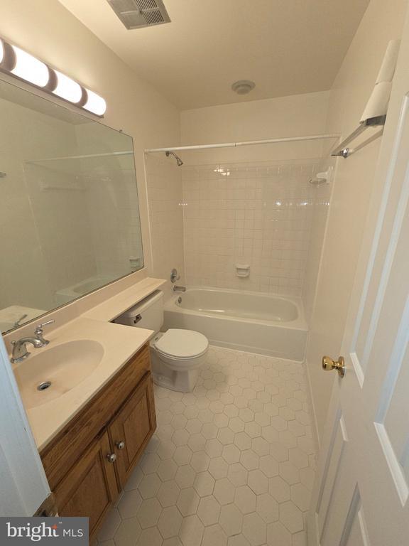 Building Photo - 20626 Highland Hall Dr