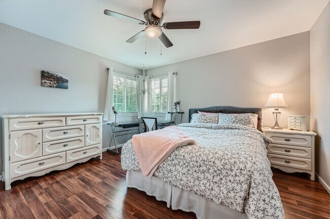 Building Photo - 16352 Parkside Dr