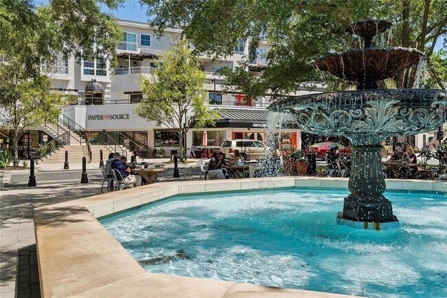 Building Photo - 1645 W Snow Cir