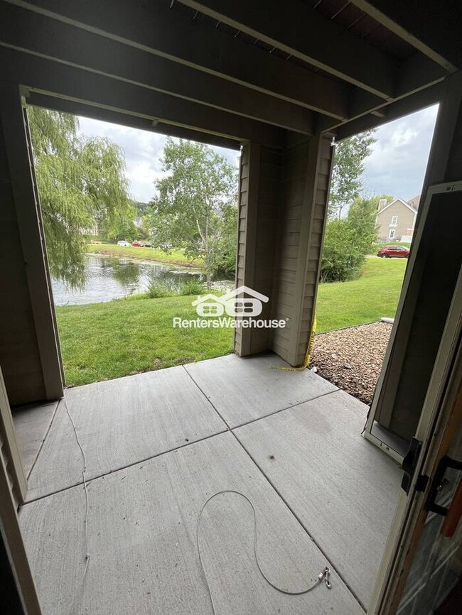 Building Photo - Beautiful Condo in a Beautiful Community