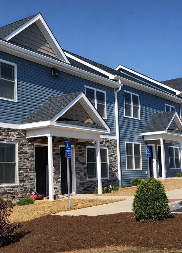 Building Photo - Staunton Townhomes 301-314