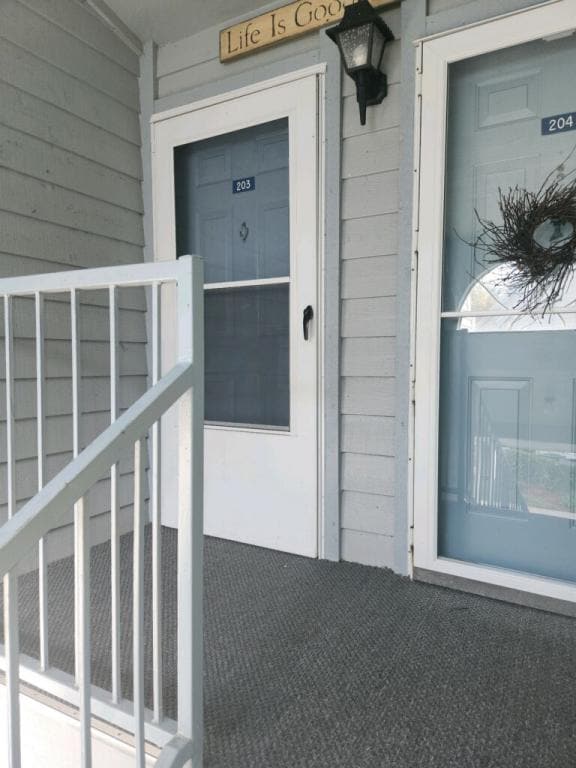 Building Photo - 7200 US-1