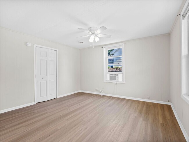 Building Photo - 2BR/1BA House for Rent in Norwich Neighborhood