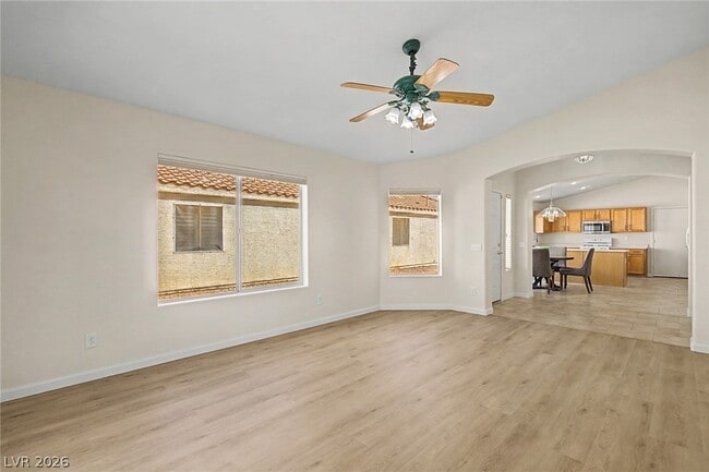 Building Photo - 3385 Wayward Ct