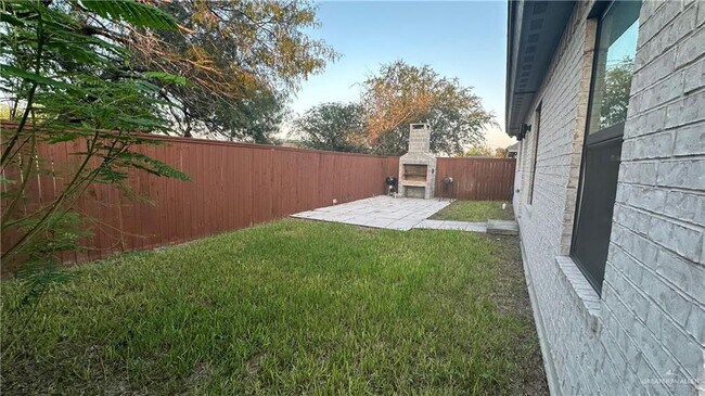 Building Photo - 505 Northern Dancer Ave