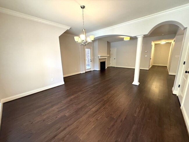 Building Photo - Spacious 2 Bed / 2 Bath Condo in the Heart of Middletown