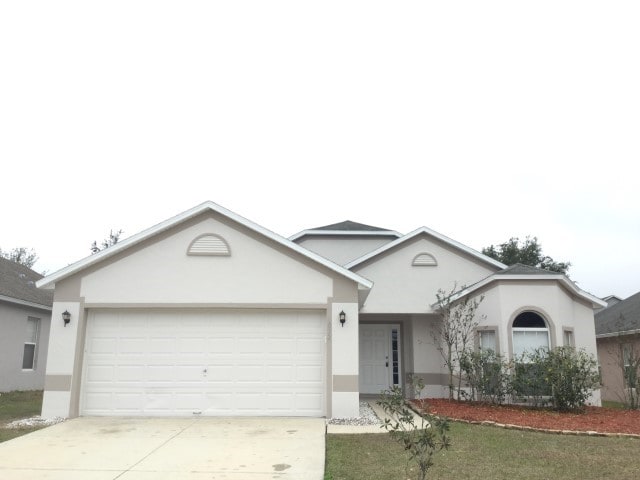 Primary Photo - 1072 Bluegrass Dr