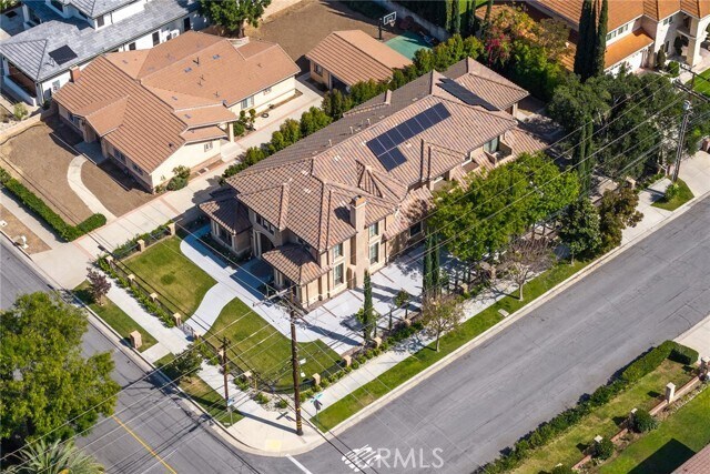 Building Photo - 536 W Camino Real Ave