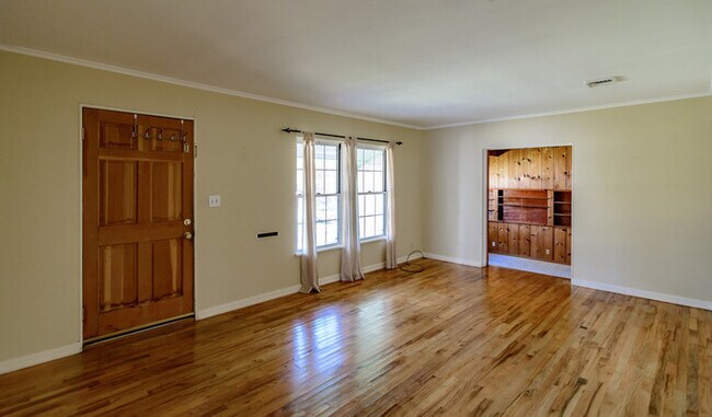 Building Photo - ***VERY NICE 3/2*S.HIGHLANDS*