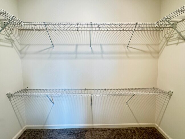 Building Photo - 15036 W Cyrus Dr