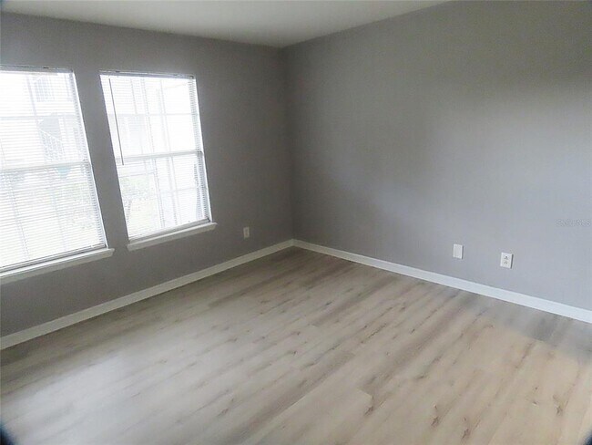 Building Photo - 5986 Westgate Dr