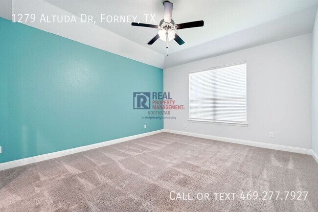 Building Photo - 1279 Altuda Dr
