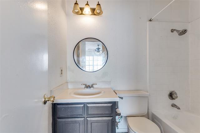 Building Photo - 1201 Avondale Ct