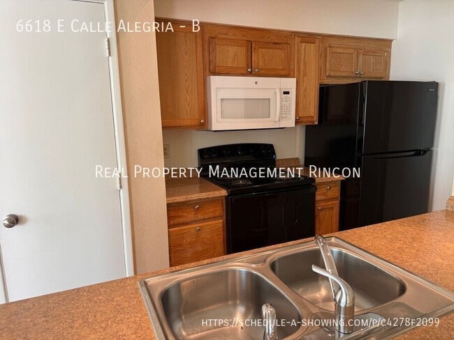 Building Photo - 6618 East Calle Alegria