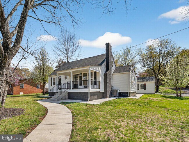 Building Photo - 9325 Brentsville Rd