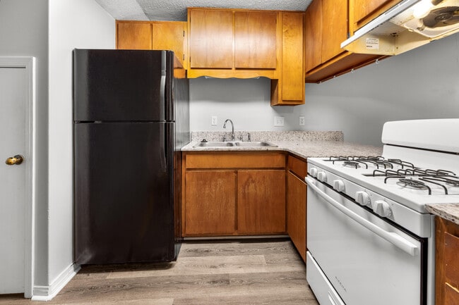 Building Photo - 205 Marquette St