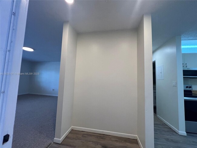 Building Photo - 21133 SW 85th Ave