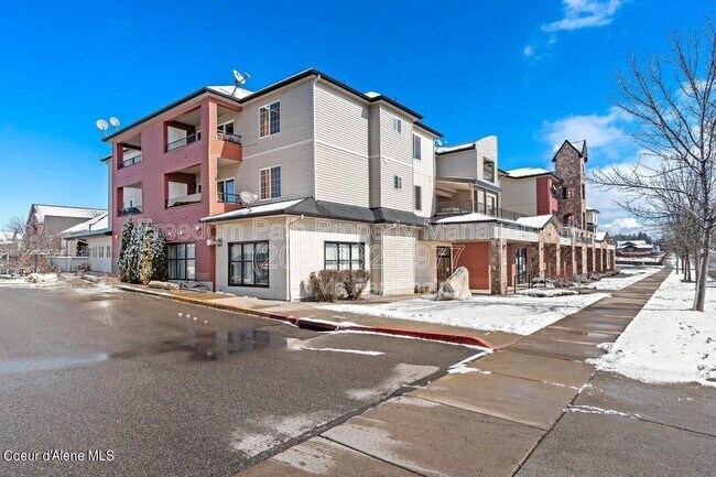 Building Photo - 310 N Promenade Loop