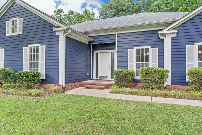 Building Photo - Beautifully Remodeled 4BR Ranch in Matthews