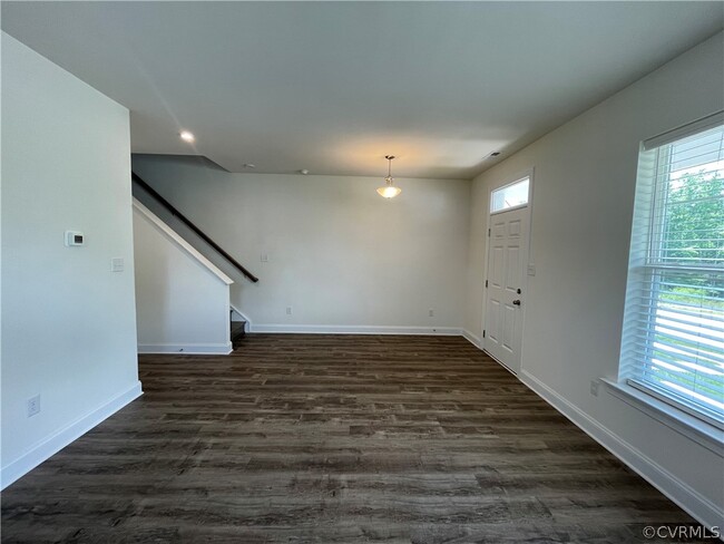 Building Photo - 17237 Gossamer Dr