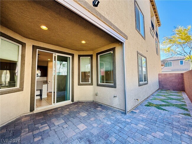 Building Photo - 3041 Savella Ave