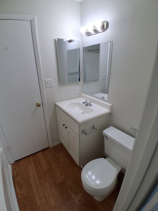 Building Photo - Oasis - # 10-201