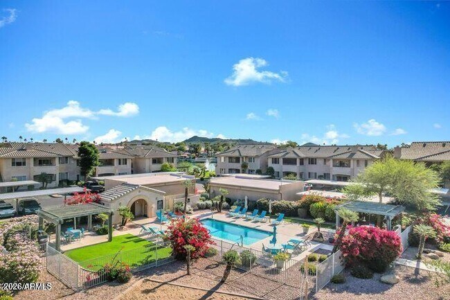 Building Photo - 16013 S Desert Foothills Pkwy