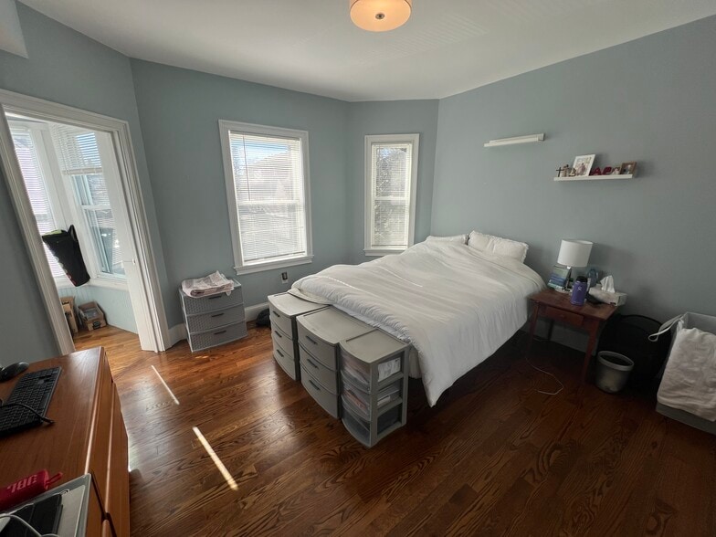 Building Photo - 337 Highland Ave