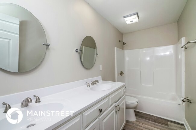 Building Photo - 7103 Betsy Ross Dr