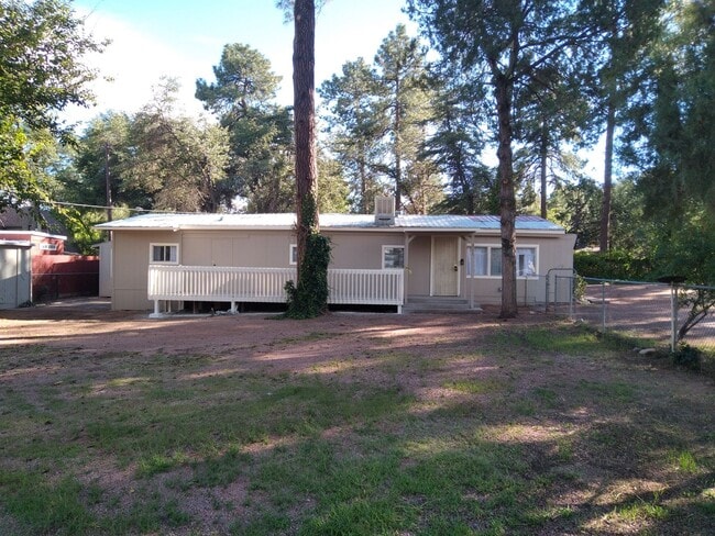 Building Photo - 3 Bed / 2 Bath Home + 1 bed / 1 bath Casita & work shop