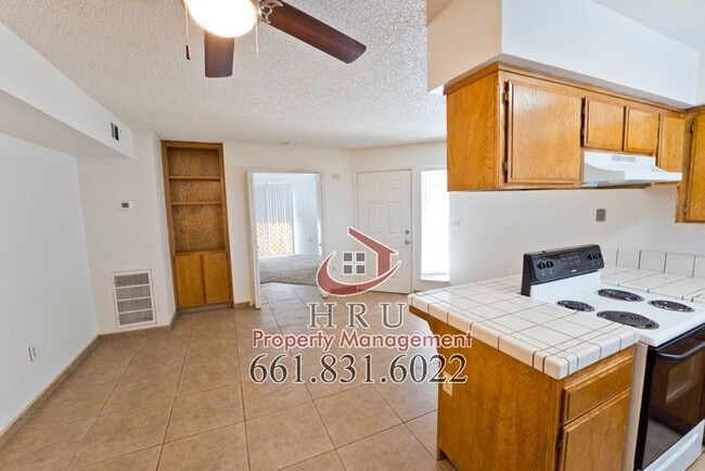 Building Photo - SW- condo 1bed-1.bath