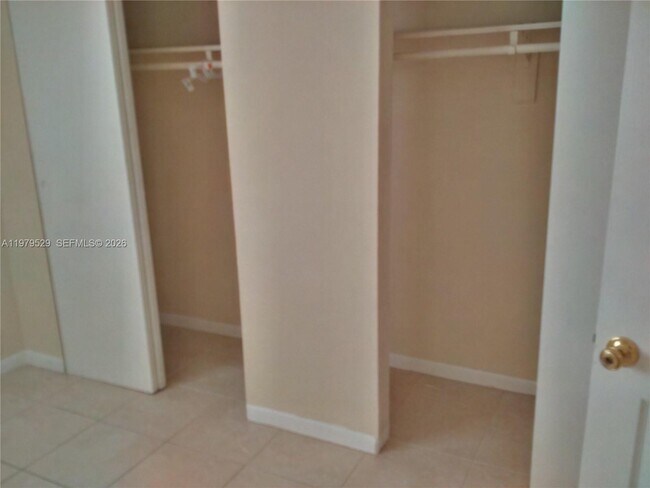 Building Photo - 4160 NW 21st St