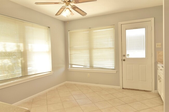 Building Photo - 15327 Alta Mesa Dr