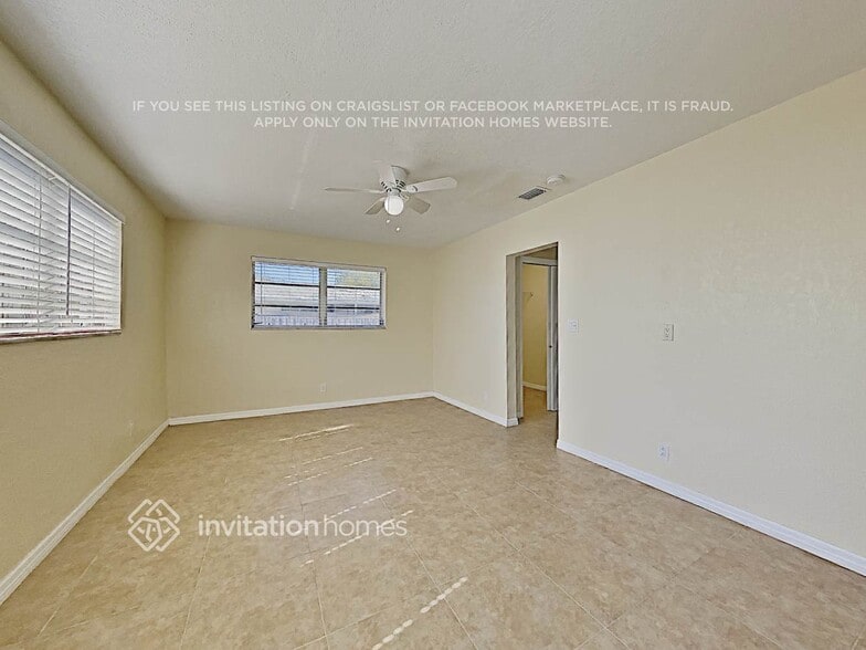 Building Photo - 6940 NW 5th Ct