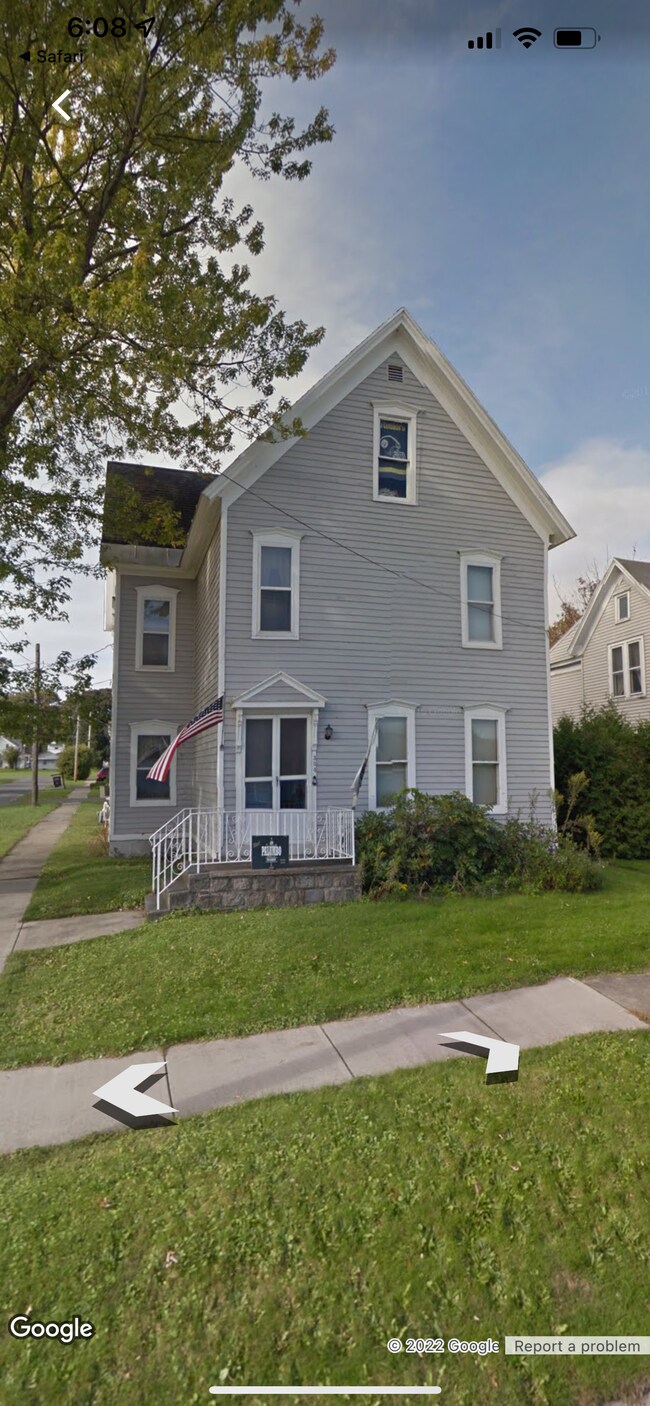 Primary Photo - 308 E Main St
