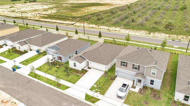 Building Photo - 2494 McKinley Dr