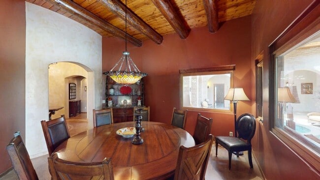 Building Photo - Furnished 5-Bedroom Home with Indoor Pool & Amenities