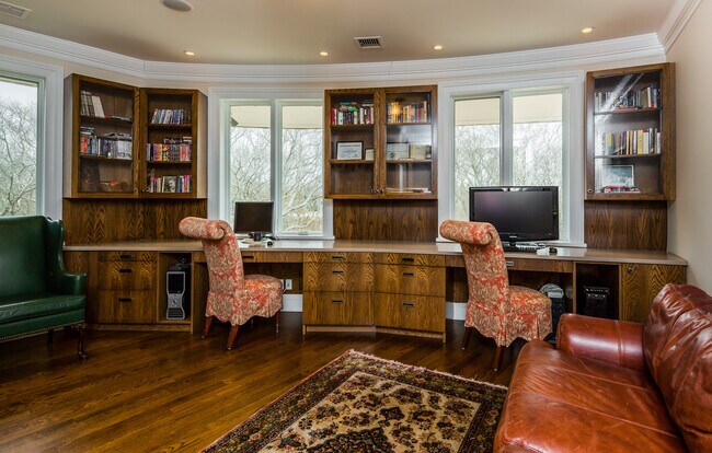 Building Photo - 21 Beech St