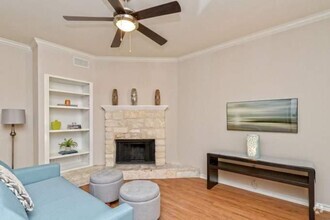 Building Photo - 1 bedroom in Austin TX 78731