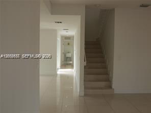 Building Photo - 15650 SW 11th Terrace