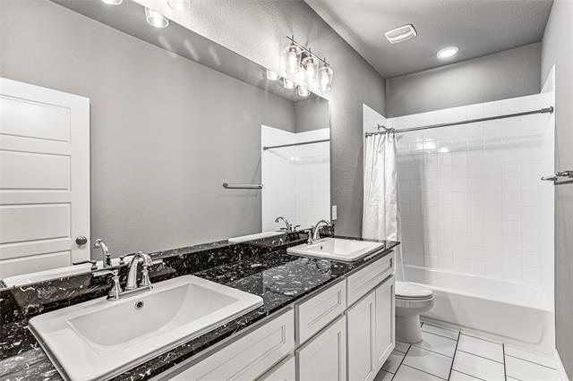 Building Photo - 5100 Slate St