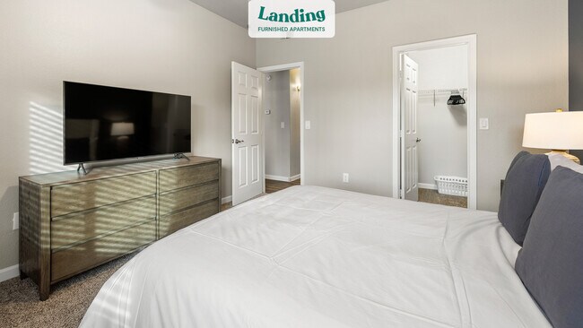 Building Photo - 5635 E Bell Rd