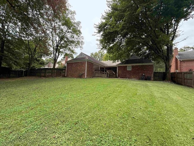 Building Photo - 3048 Sandy Creek Dr